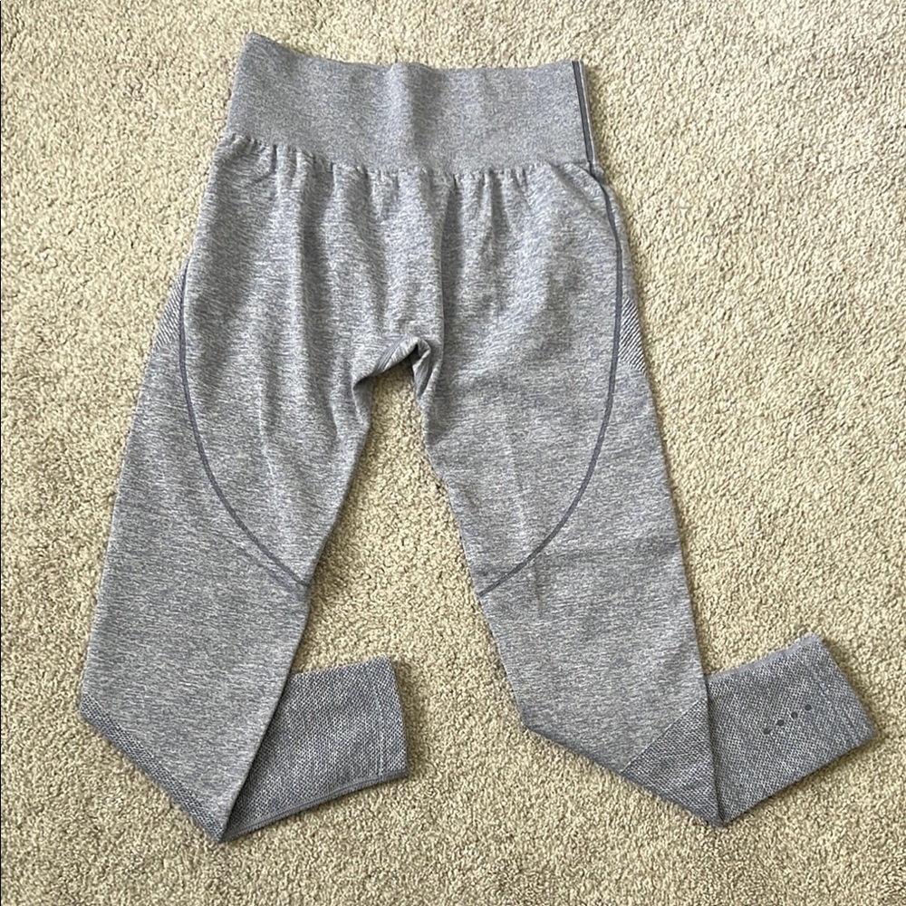 Purple Gray Tapered Leggings with Contoured Fit